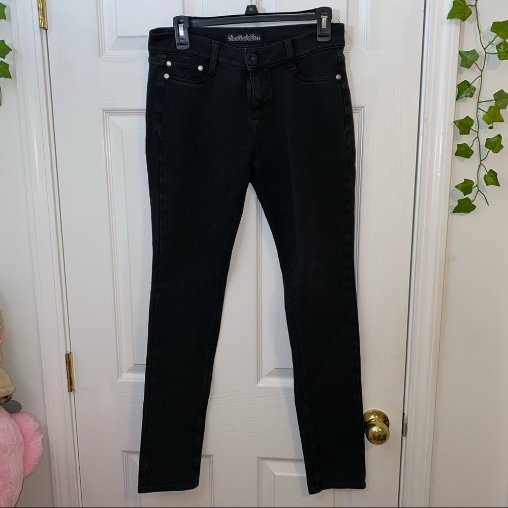 black vanilla star jeggings